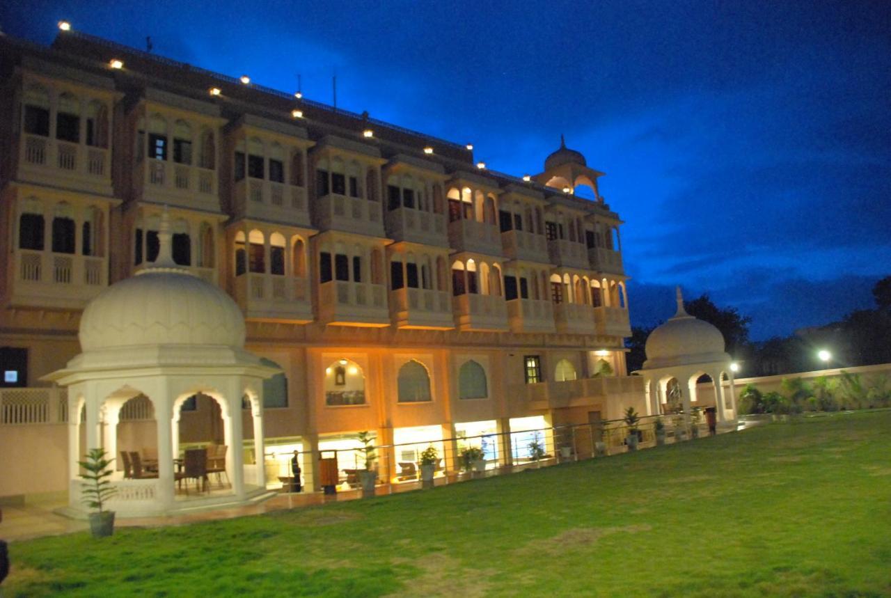 The Royal Retreat Hotell Ranchi Exteriör bild