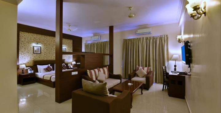 The Royal Retreat Hotell Ranchi Exteriör bild
